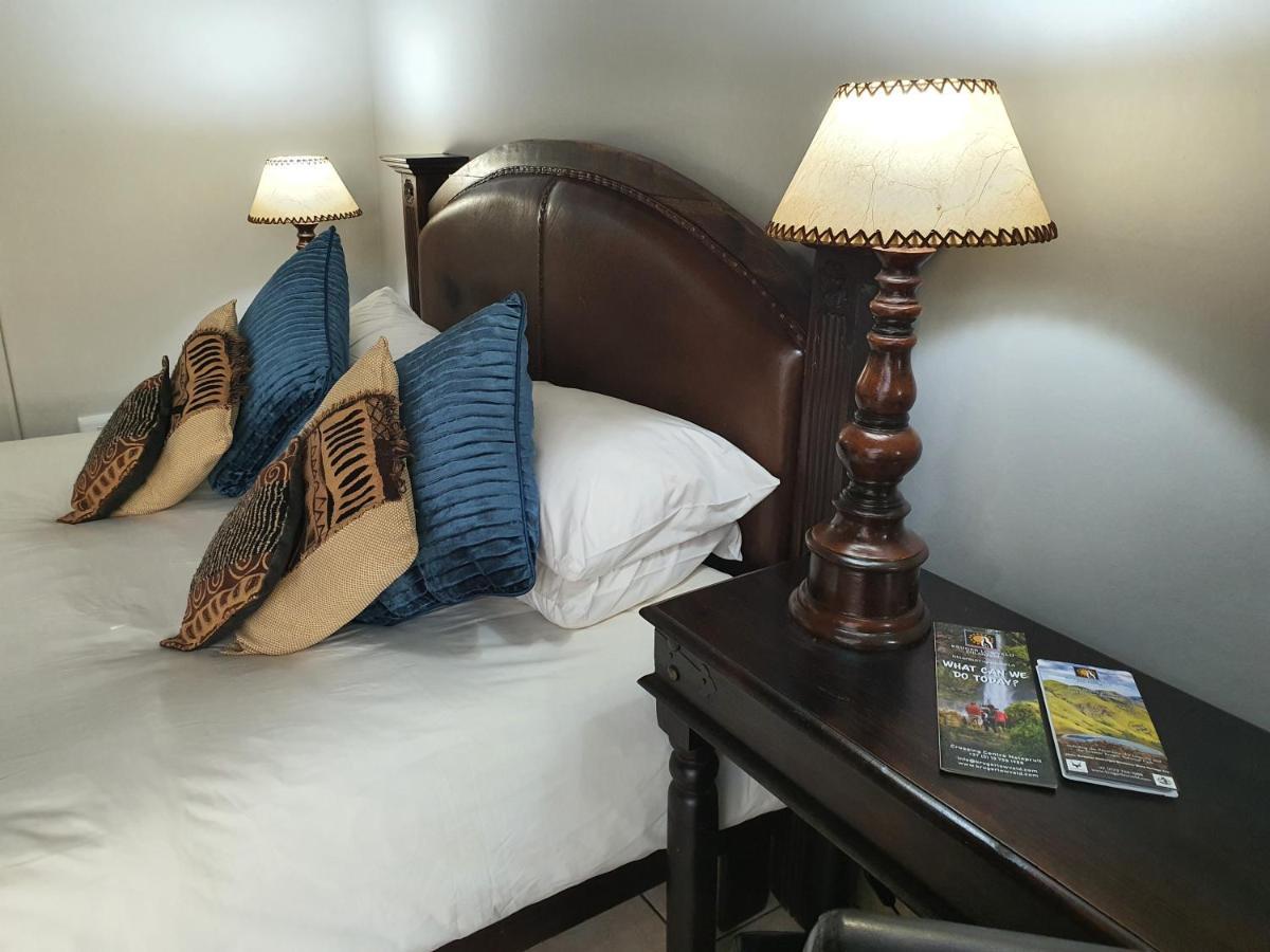 מאלליין Selati 103 Guest Cottages מראה חיצוני תמונה