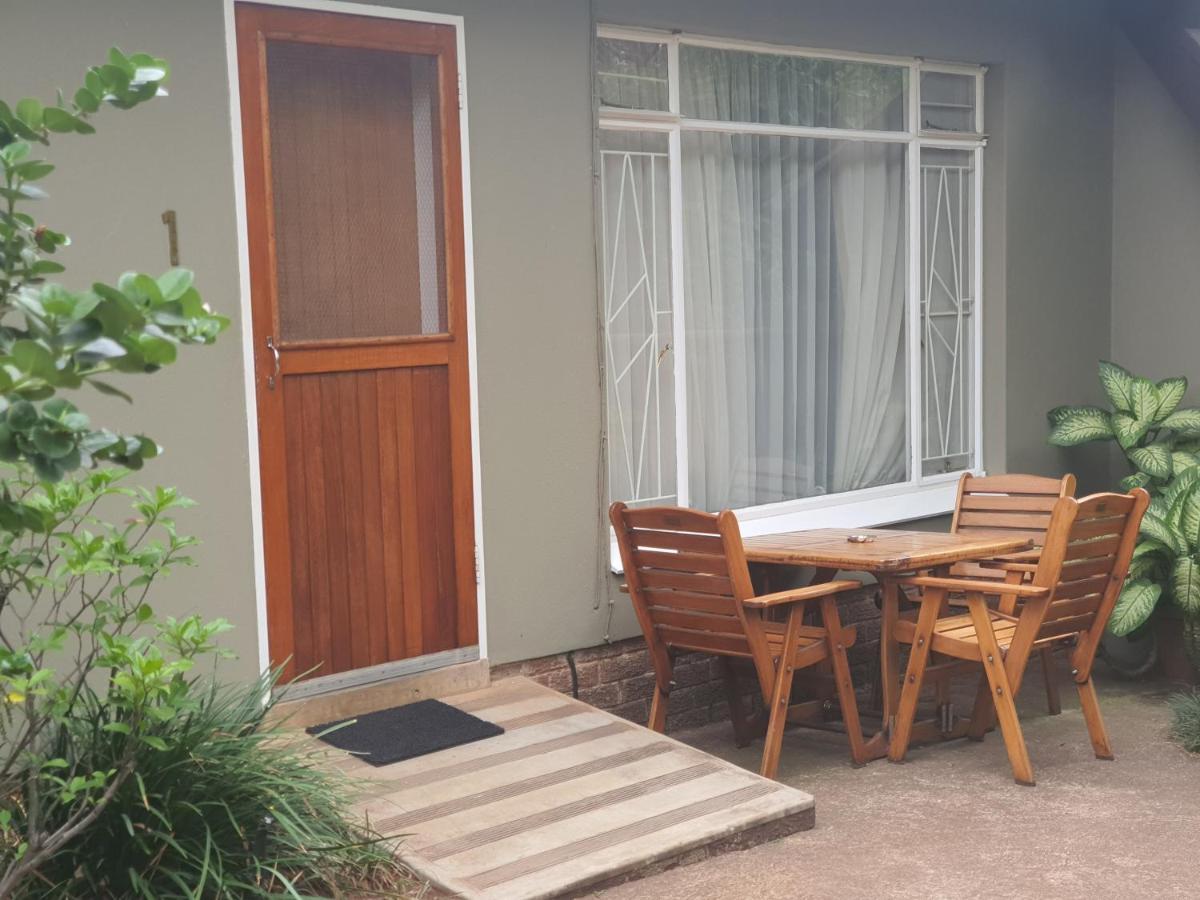 מאלליין Selati 103 Guest Cottages מראה חיצוני תמונה