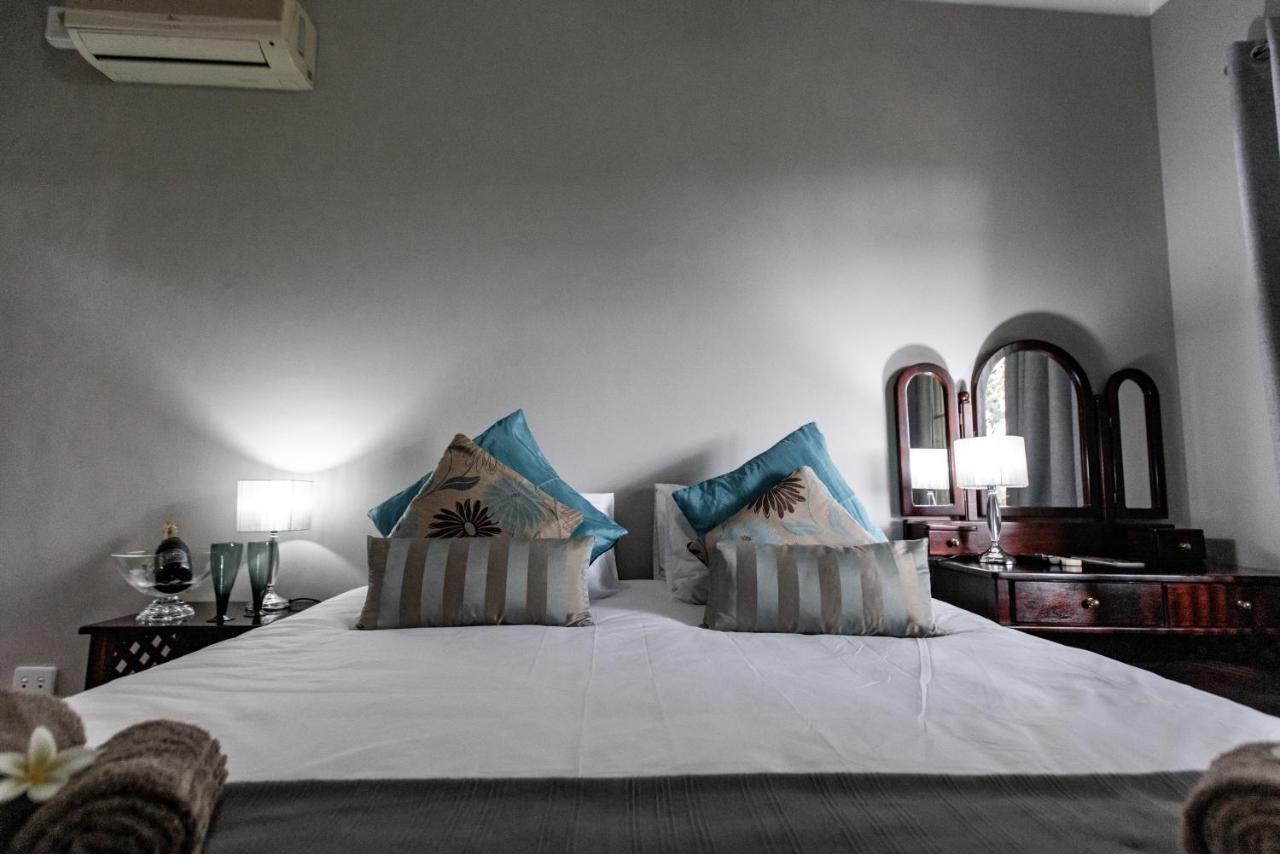 מאלליין Selati 103 Guest Cottages מראה חיצוני תמונה
